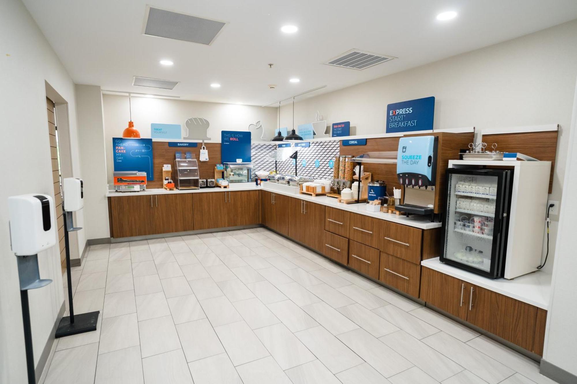Express & East-sevierville By Ihg 2* Kodak