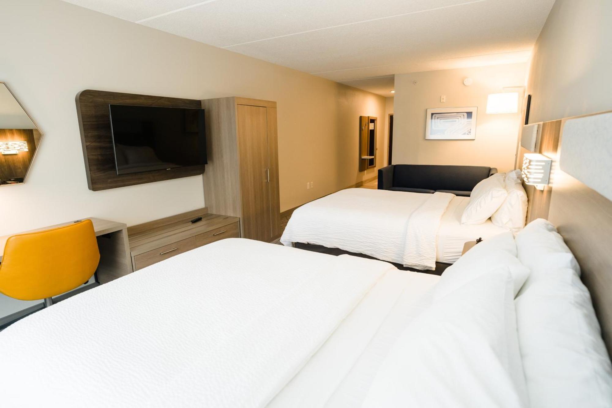 Hotel Express & East-sevierville By Ihg 2*