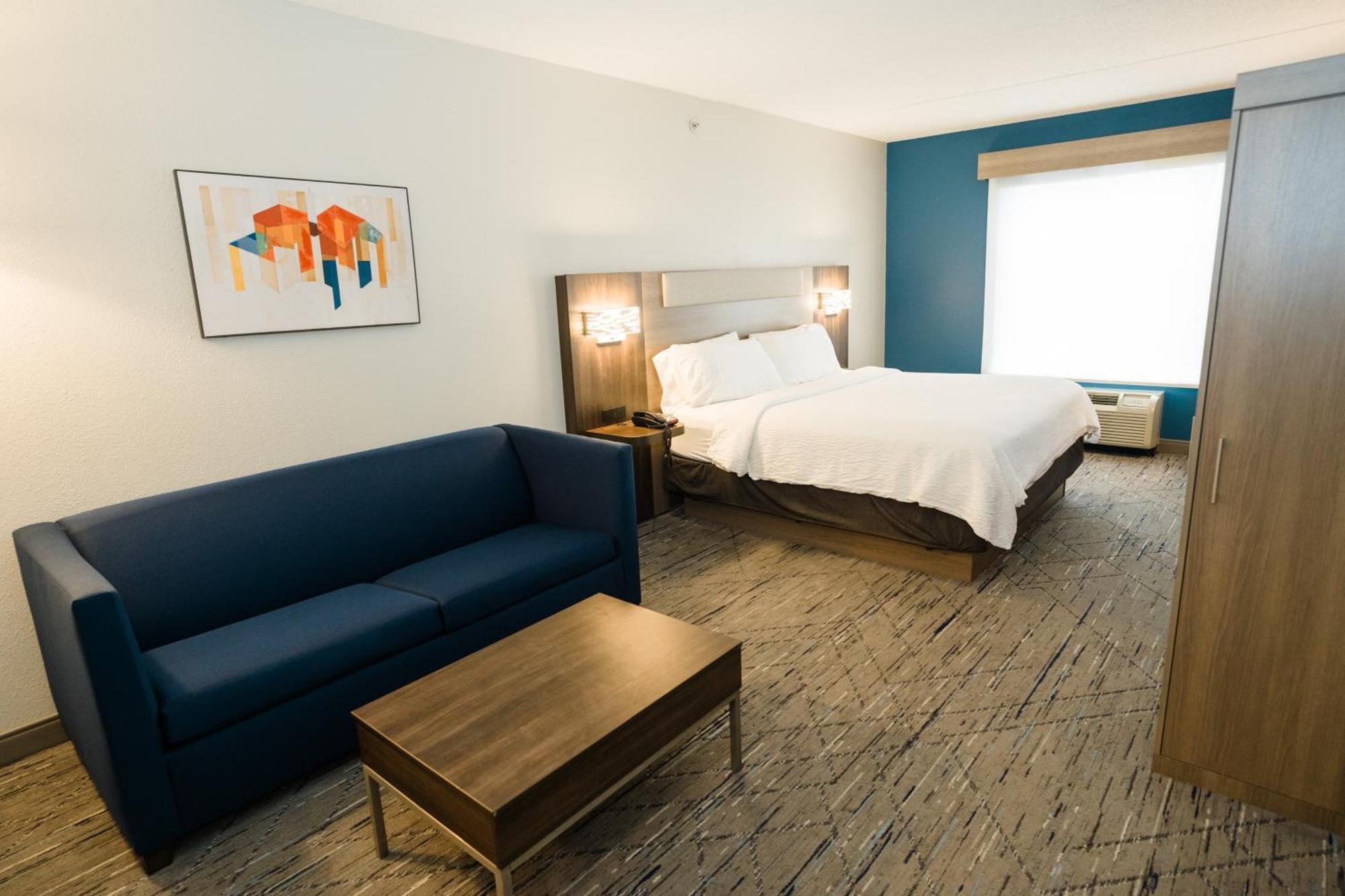 Express & East-sevierville By Ihg Hotel