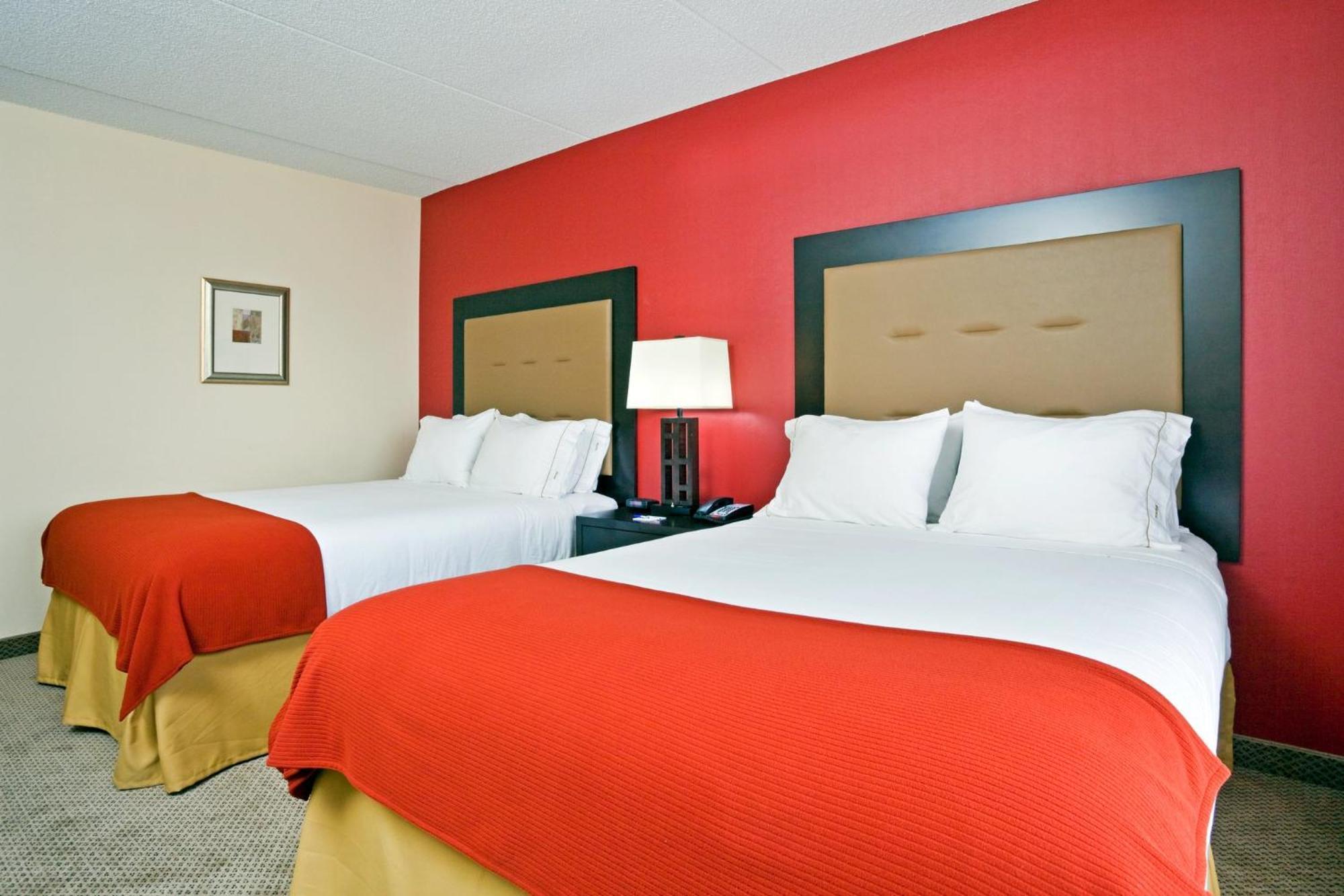 Express & East-sevierville By Ihg 2*