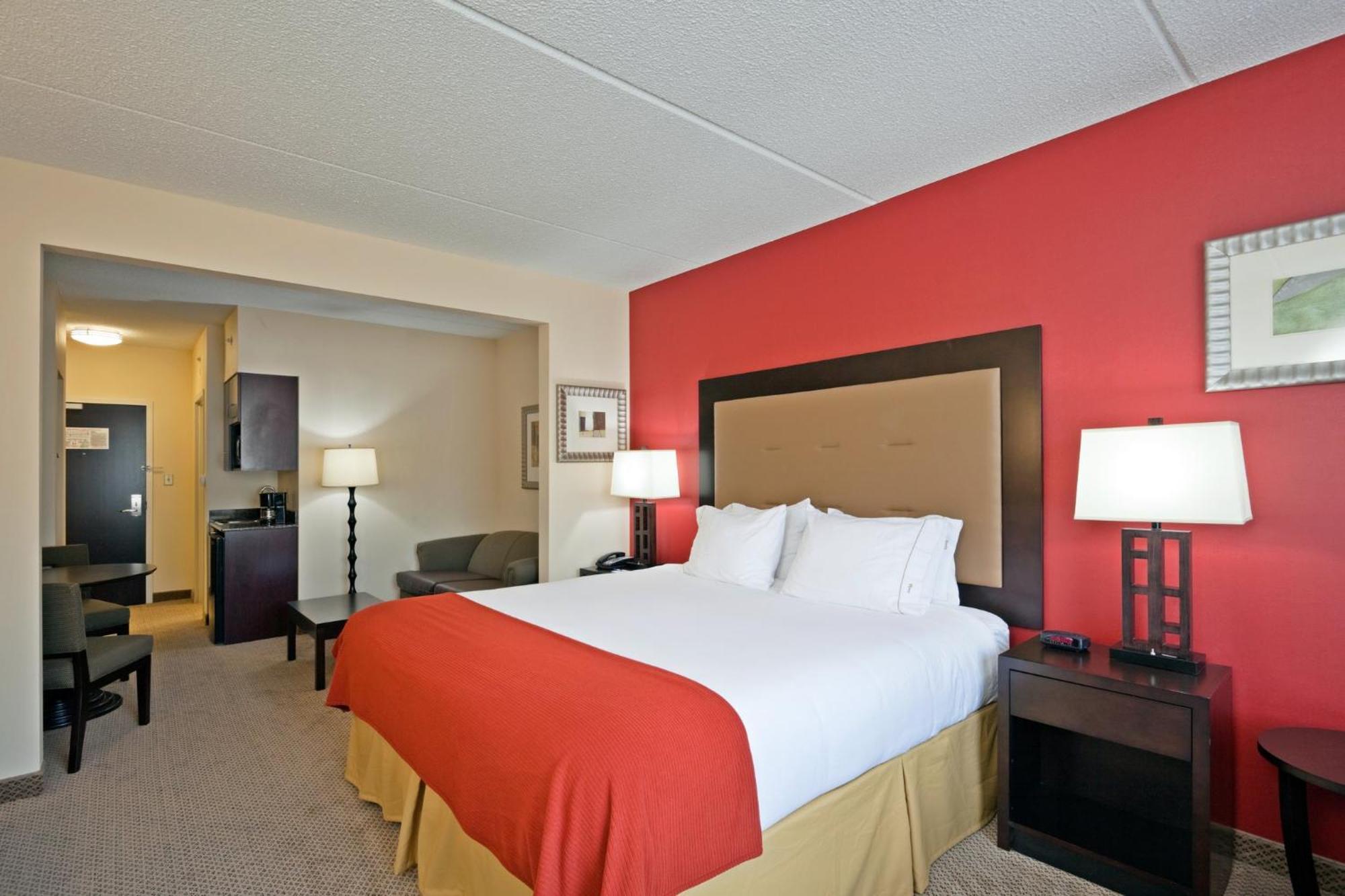 Express & East-sevierville By Ihg Kodak