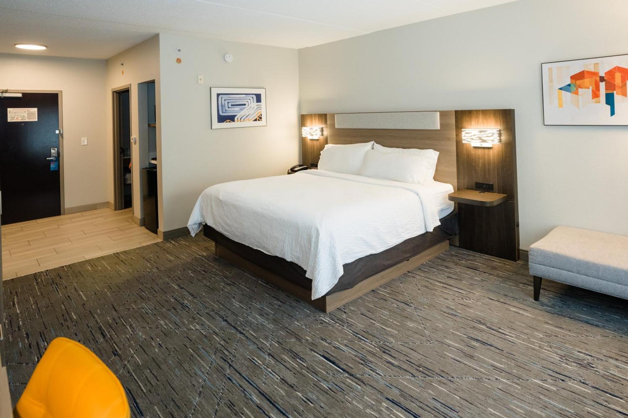 Hotel Express & East-sevierville By Ihg